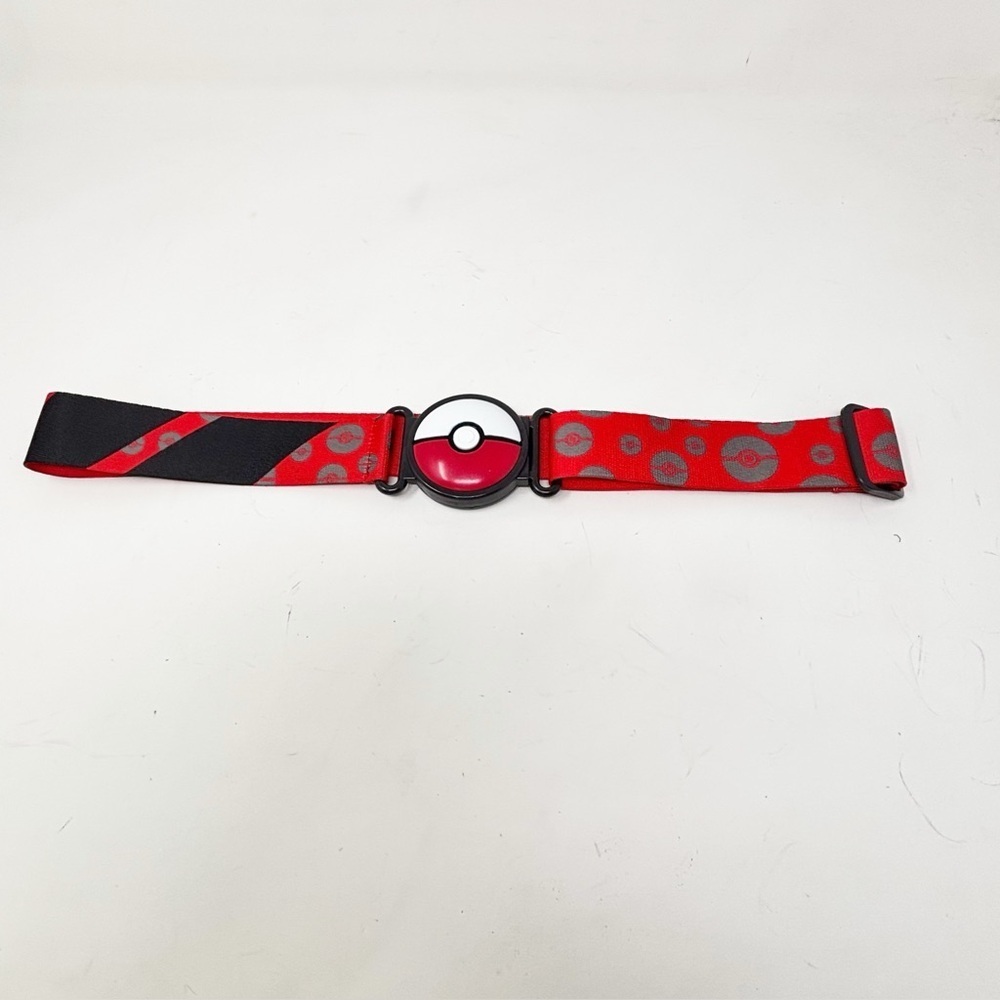 Nintendo 2018 Pokemon Clip N Go Belt Adjustable Strap TOMY Toys Black 28-38"